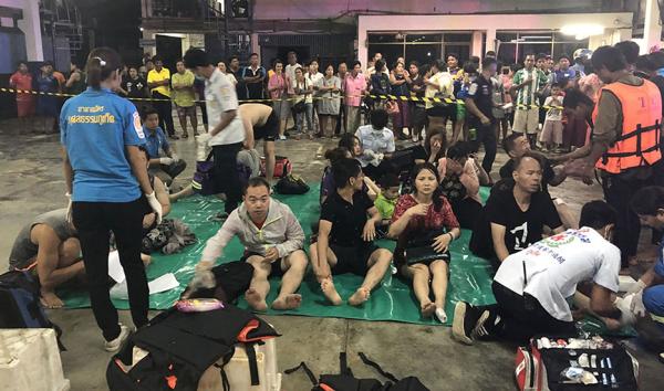 普吉岛翻船已致一中国游客溺亡 50名中国公民失踪