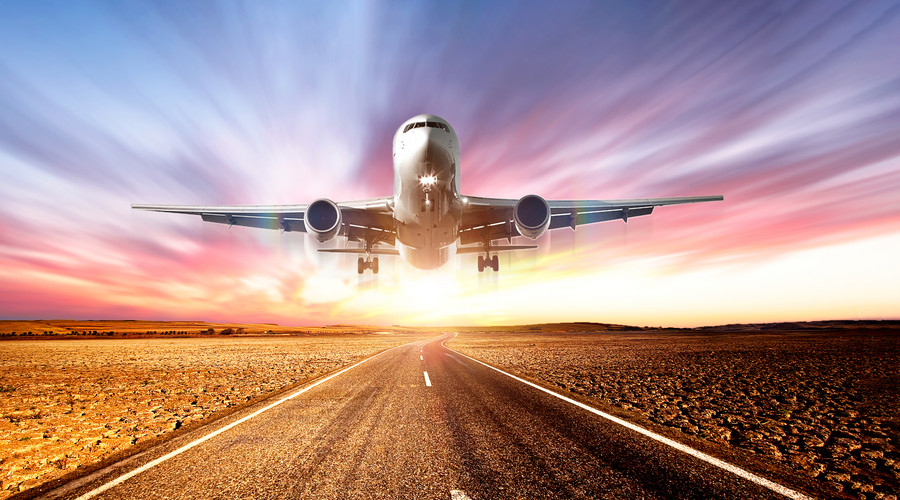 华夏航空现严重事故征候 机长空中误关发动机