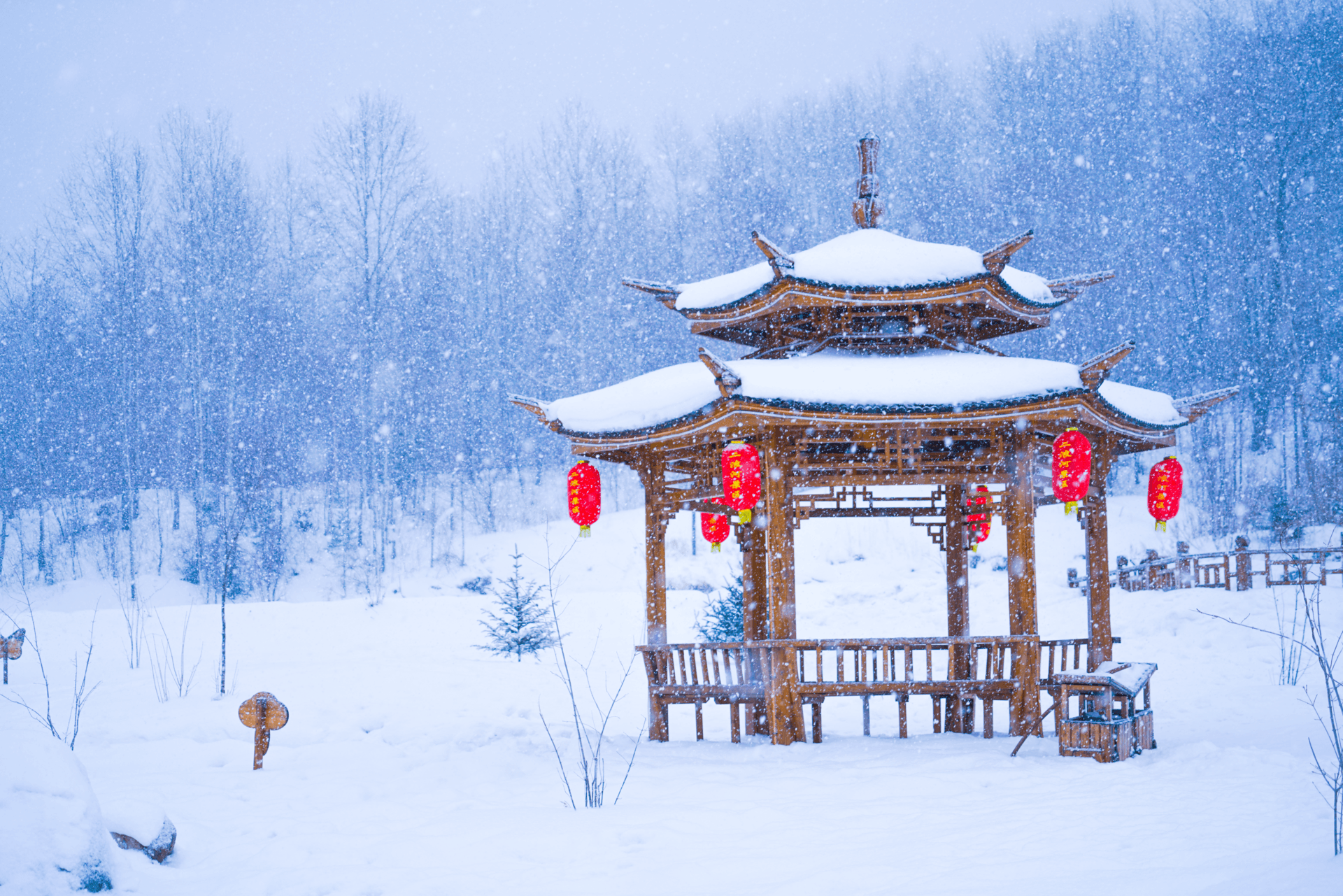 雪乡“明码标价”引质疑 旅游季节性难题待破解