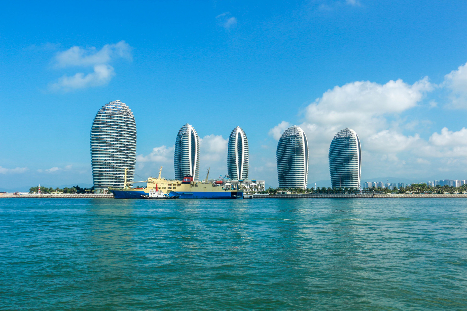 三亚部署元旦春节旅游旺季整治行动
