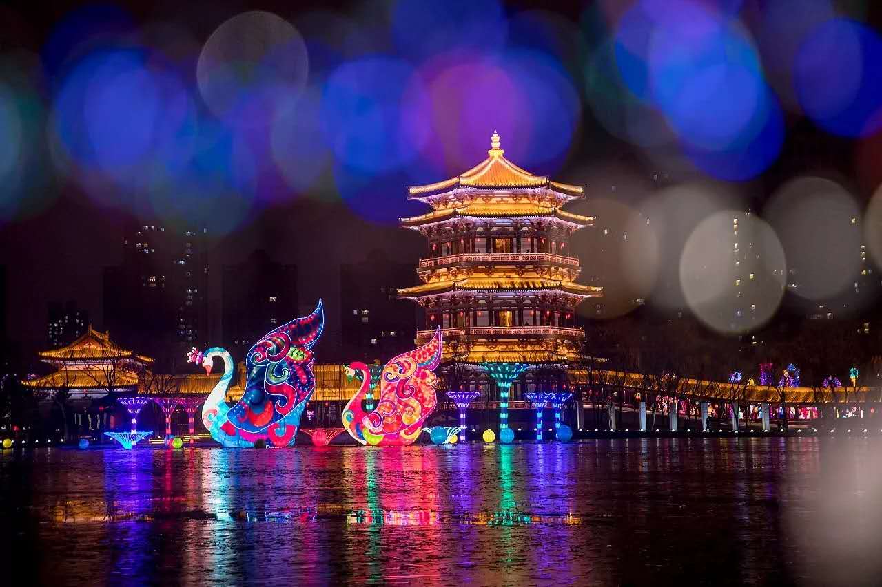 如何打造一场爆款灯会？美团门票携手大唐芙蓉园探索春节民俗新玩法