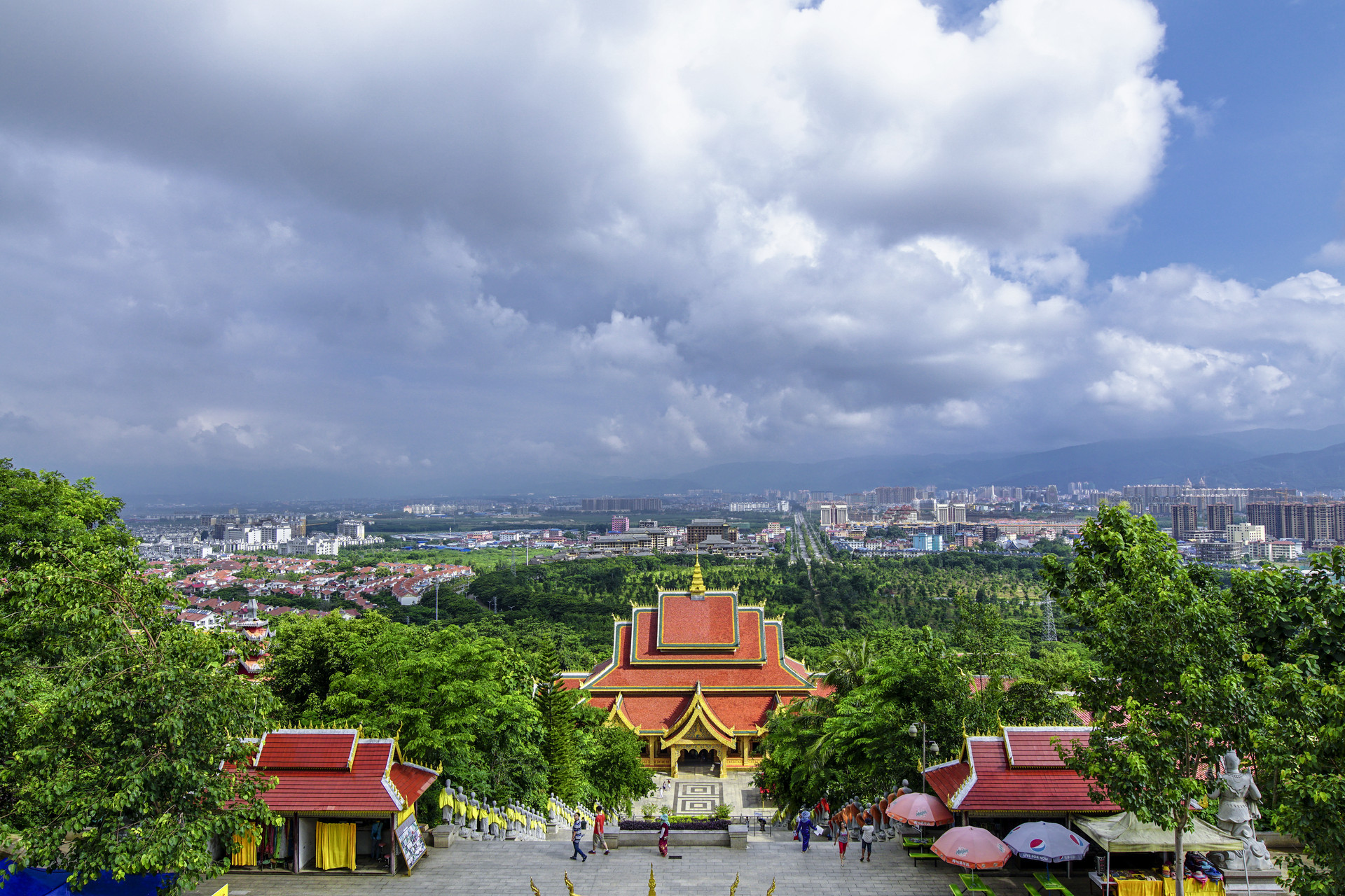 云南城投拟出资1.2亿元成立版纳旅投