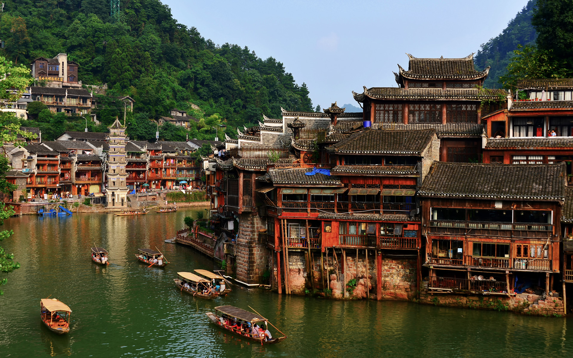 经济换挡期 旅游业应集中发力知识要素创新