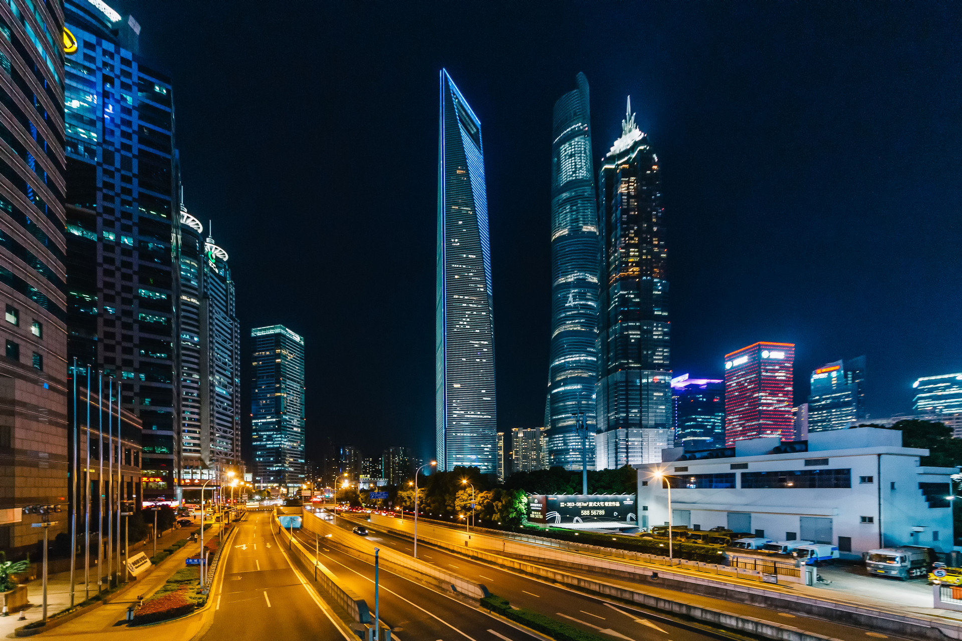 中国奢华酒店：市场向好淘金不易