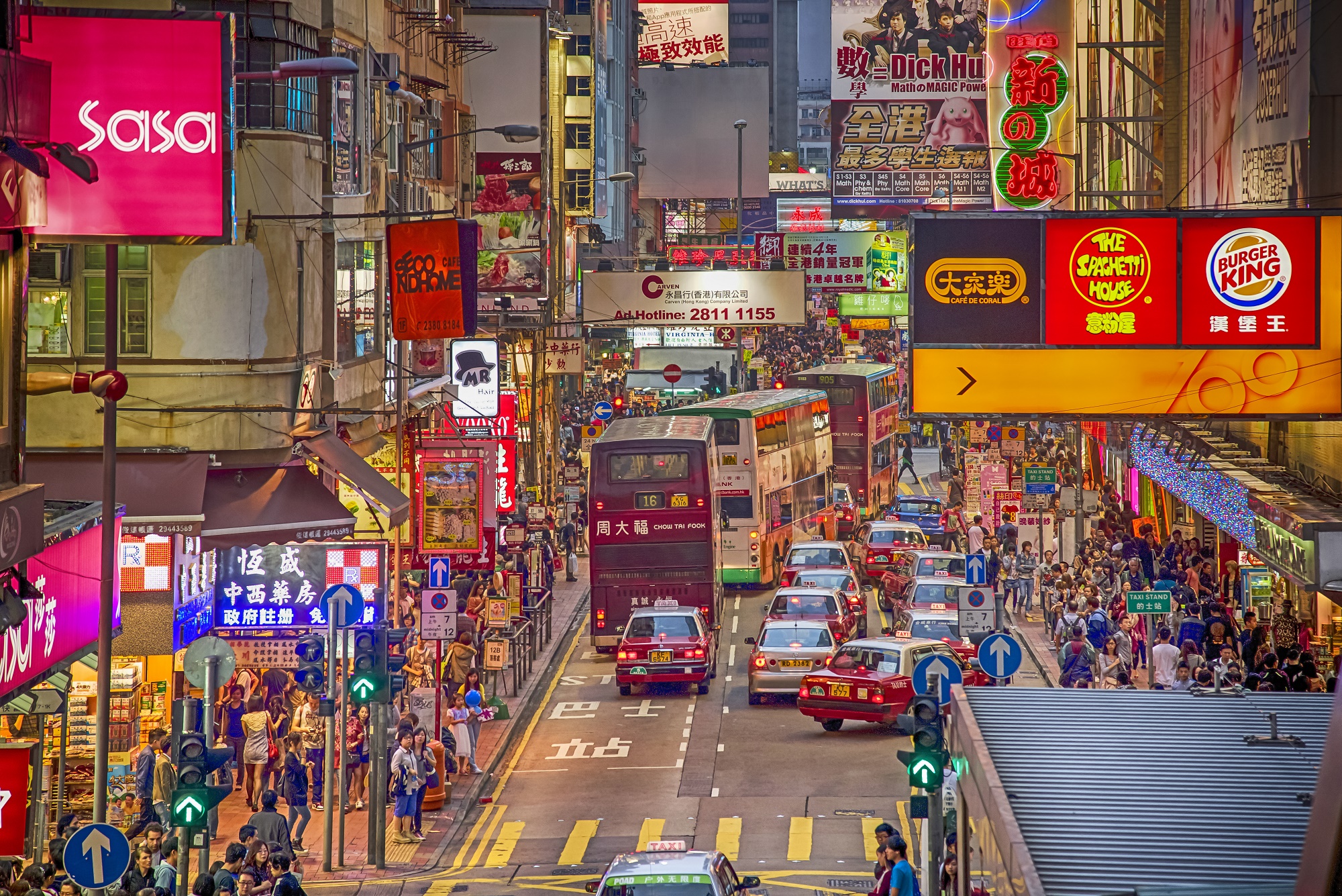香港发布最新数据：访港旅客数字下跌99.9%
