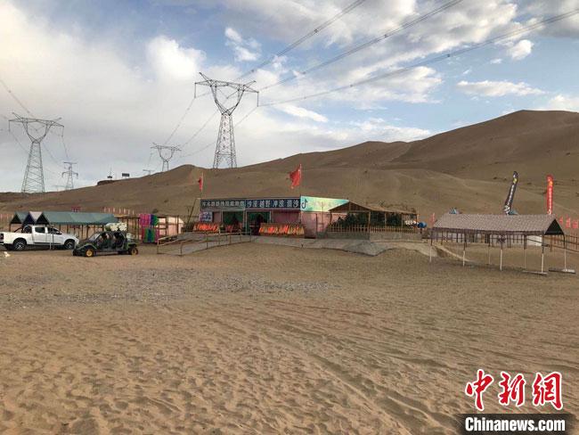 敦煌沙漠露营基地