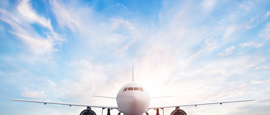 加拿大航空公司接管越洋航空公司