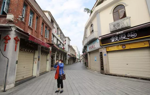 在日益萎缩的跨省游中，他们绝望退出？他们勇谋胜出？