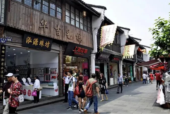 一文读懂网红街区的设计密码