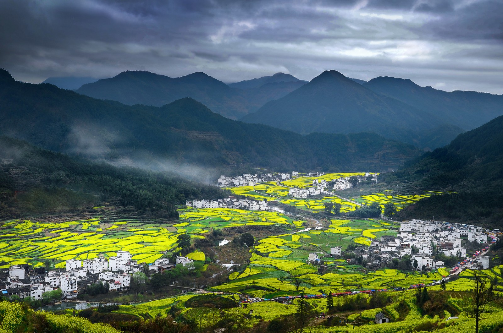 湖南安化雪峰湖旅游度假区“两山一湖”项目开工，总投资预计23亿元