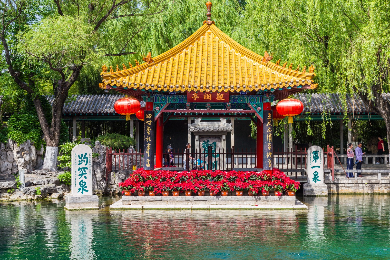 山东：一批“网红打卡地”成旅游热门