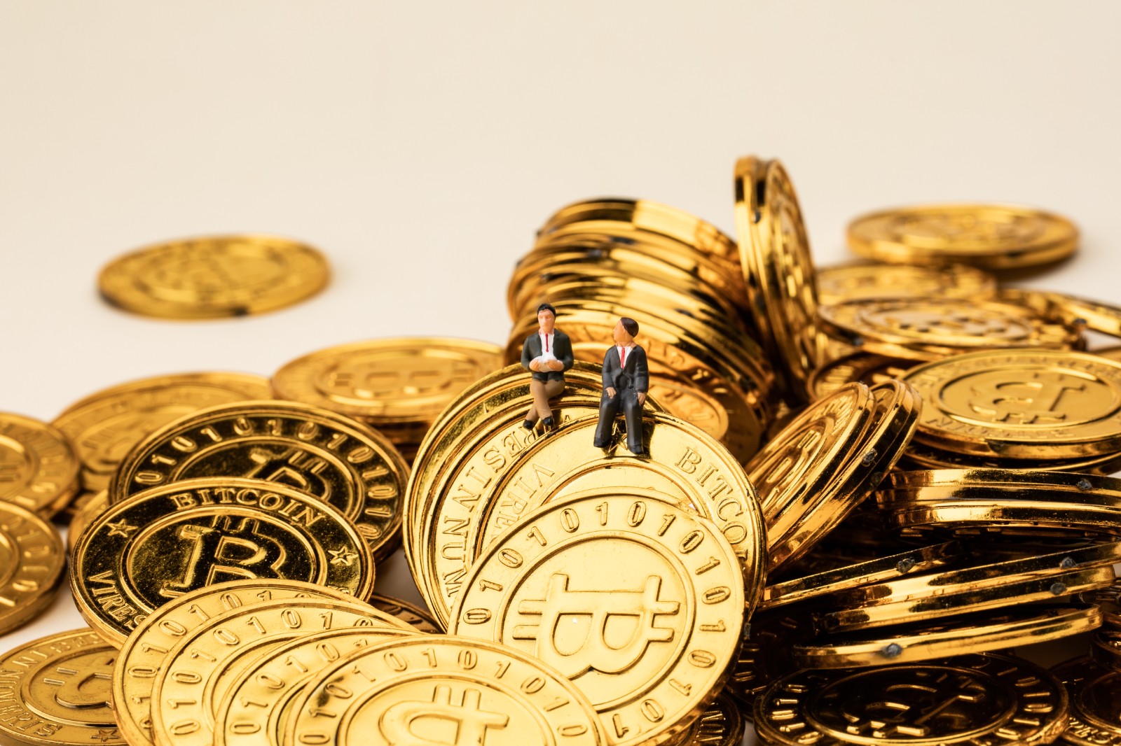 北京首旅集团挂牌京西文旅10%股权 转让底价约763万元