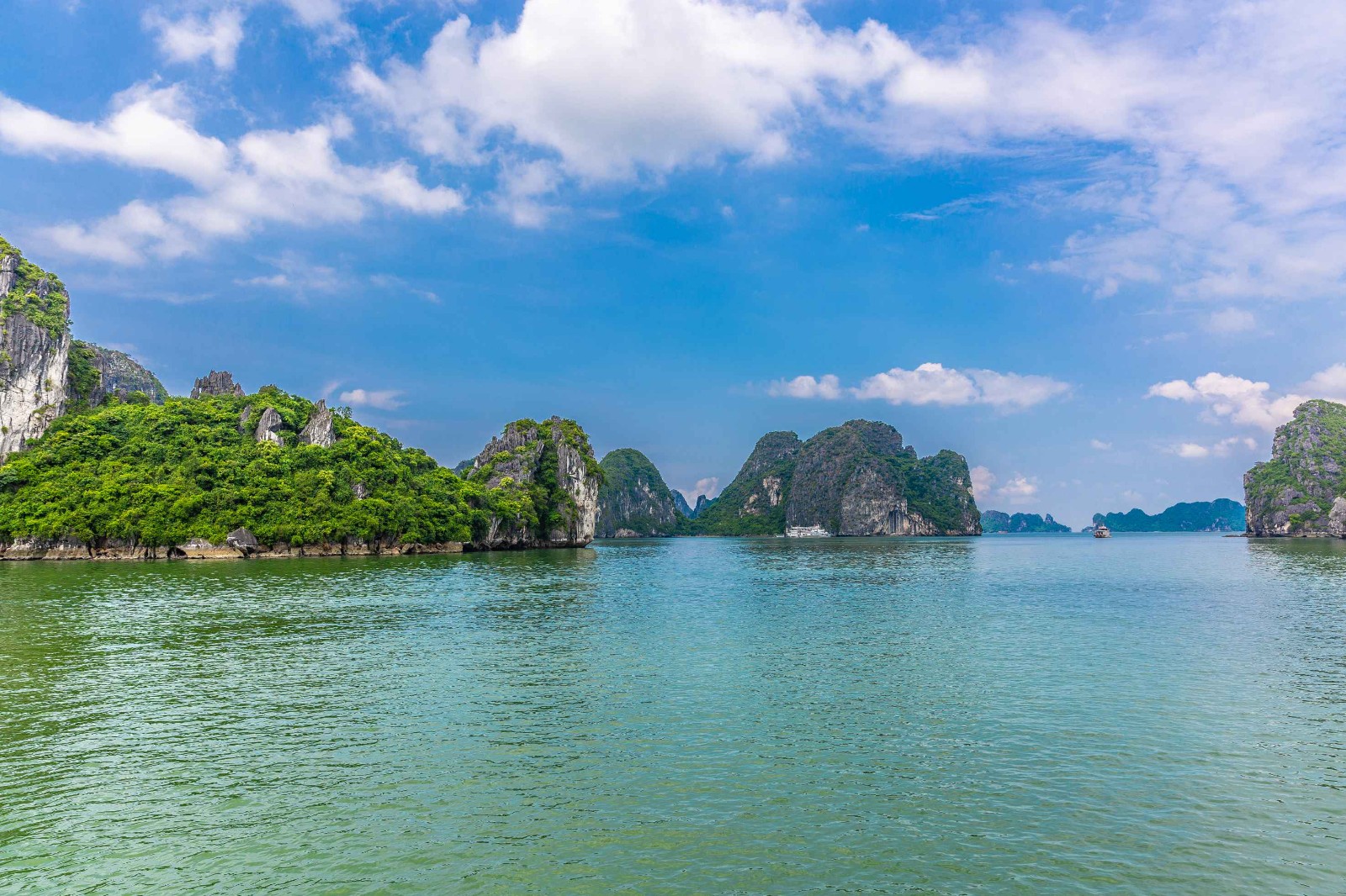 中越德天（板约）瀑布跨境旅游合作区9月15日启动试运营