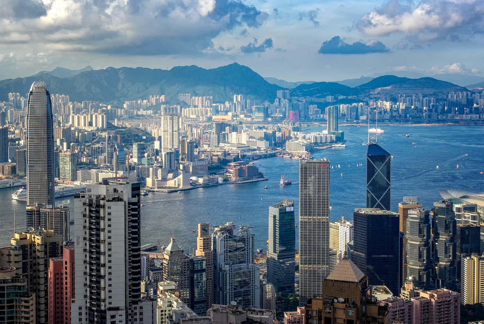香港旅发局：今年前8个月访港旅客超2000万人次