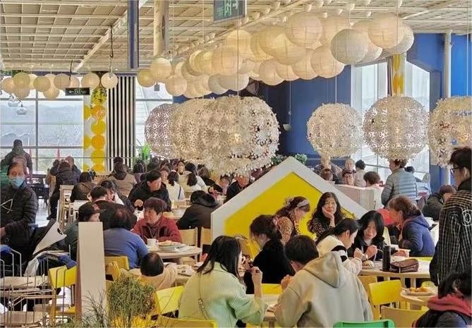 宜家开启疯狂星期五，餐饮大佬有点慌