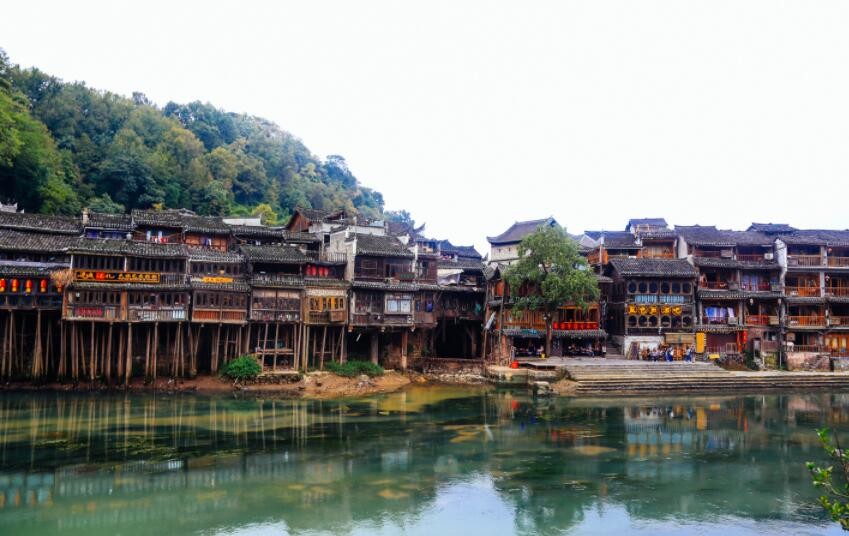 戴斌：看见古镇的文化遗产，看见旅游的生生不息