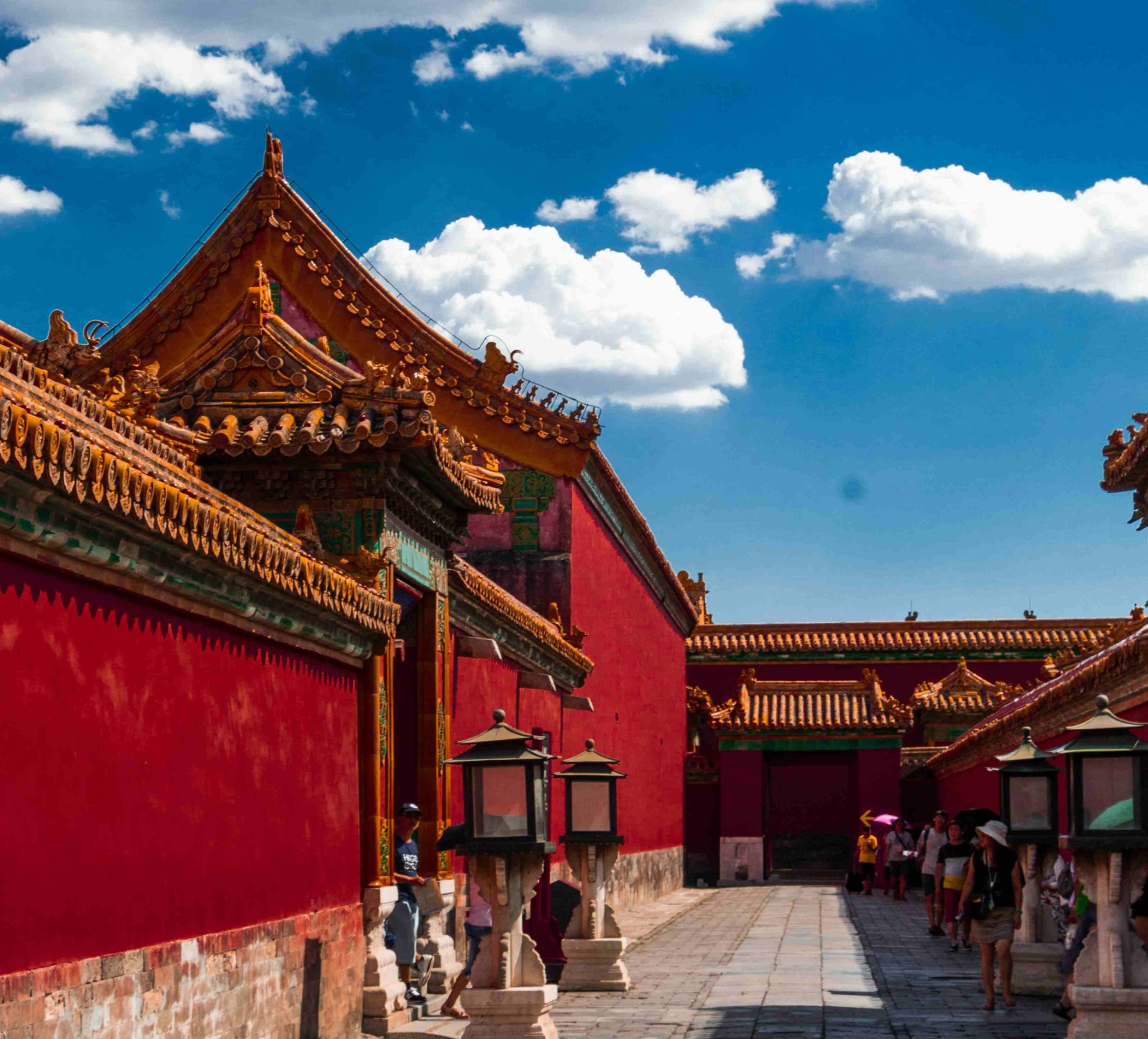 北京市文旅局：除故宫国博等之外，全市景区已全面取消预约要求