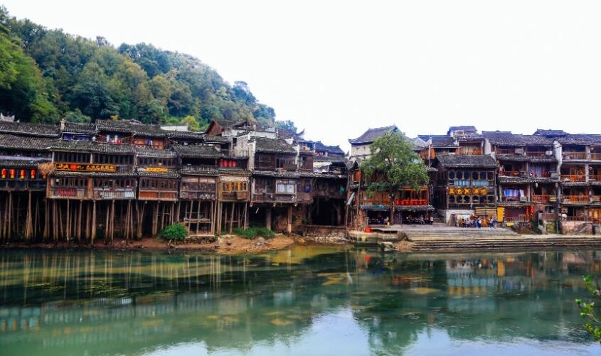 一票游三城！湖南铁路推出“长沙+凤凰古城+张家界”旅游计次票