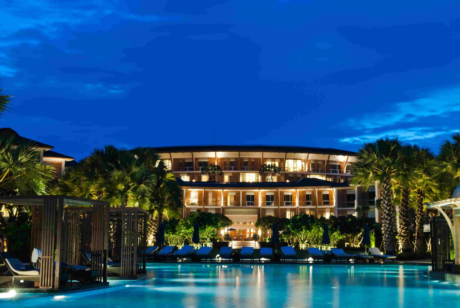 雅阁度假酒店入驻斐济贝卡岛