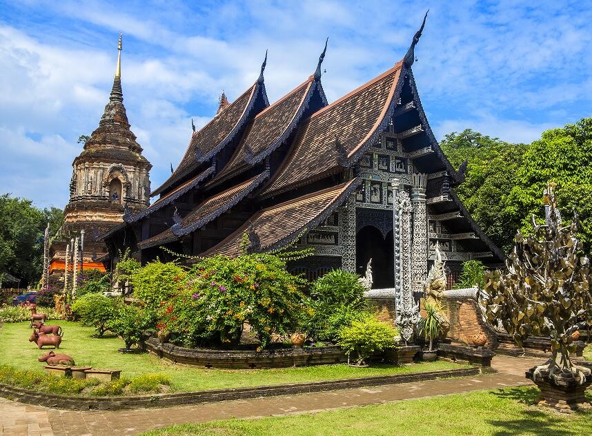 中老铁路开行普惠型国际旅游列车