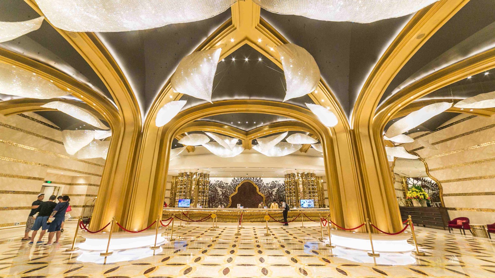 中旅酒店在西部地区连落四子